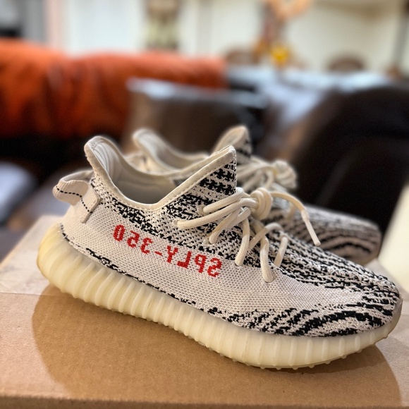 Yeezy boost 350 v2 sneakers zebra - Picture 1 of 3